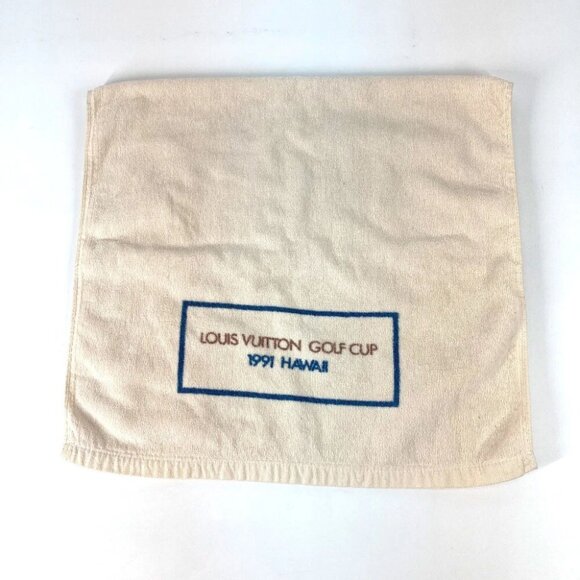 Louis Vuitton Accessories - LOUIS VUITTON 1991 Hawaii Novelty LVCUP Louis Vuitton Cup GOLF towel Unused